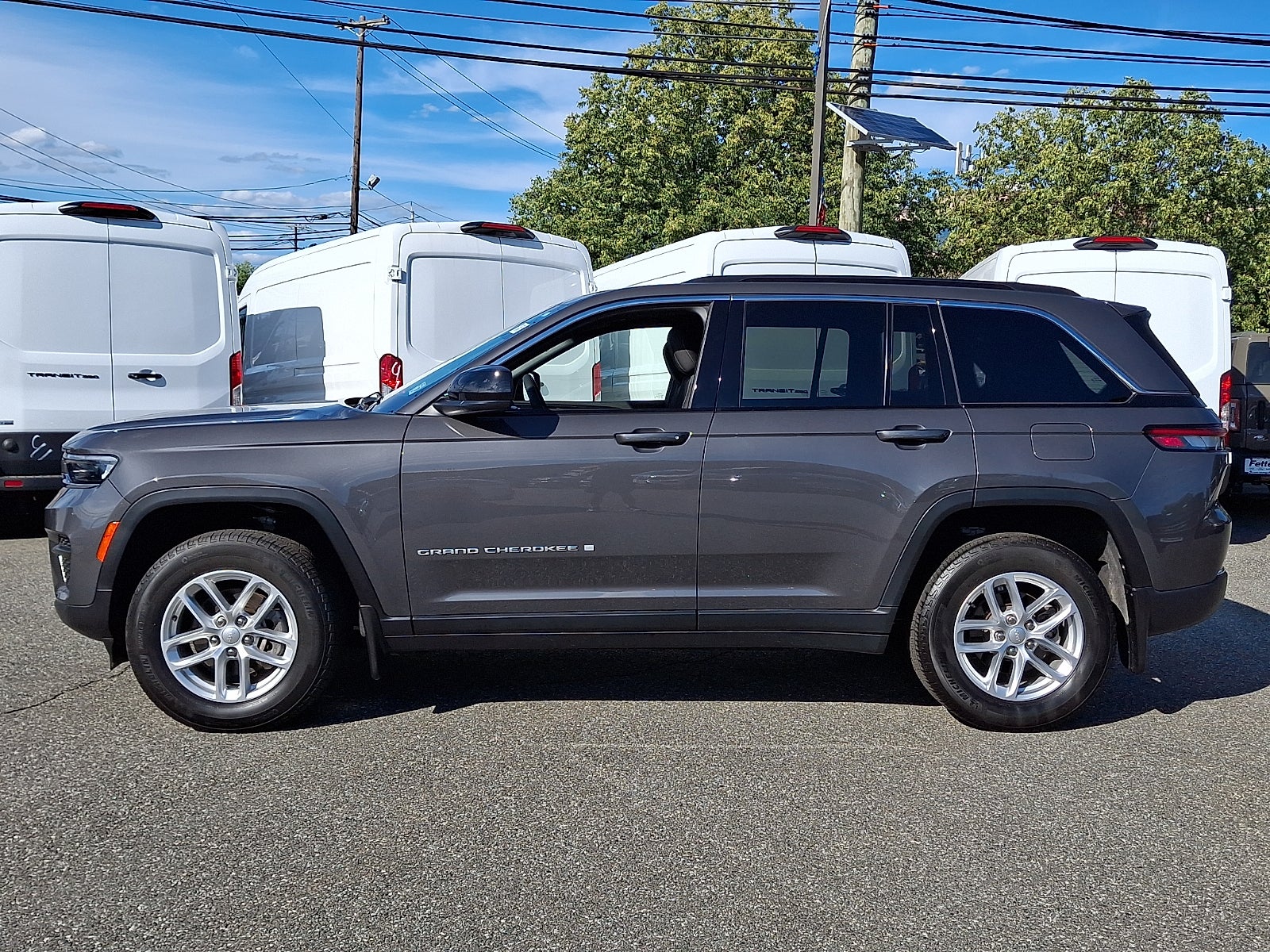 2025 Jeep Grand Cherokee Laredo X