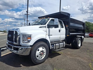 2025 Ford F-750SD Base