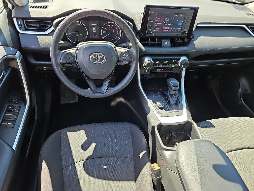 2022 Toyota RAV4 Hybrid XLE
