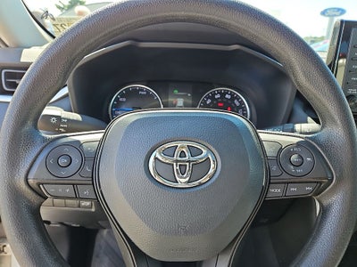 2022 Toyota RAV4 Hybrid XLE