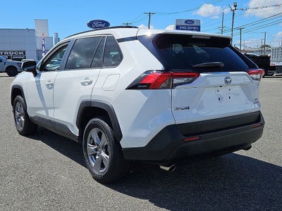 2022 Toyota RAV4 Hybrid XLE