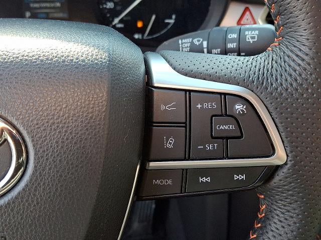 2024 Toyota Sienna XSE 7 Passenger