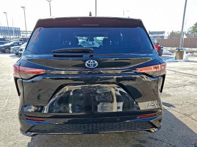 2024 Toyota Sienna XSE 7 Passenger