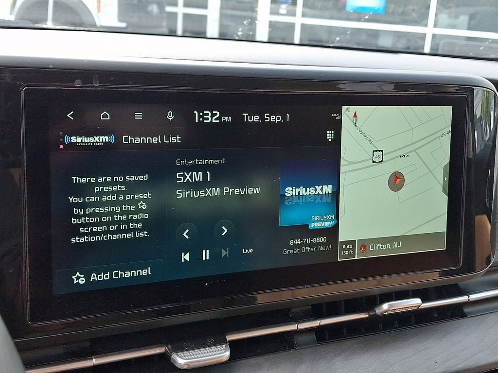 2024 Kia Carnival EX