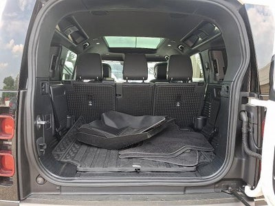 2022 Land Rover Defender 110 X-Dynamic HSE