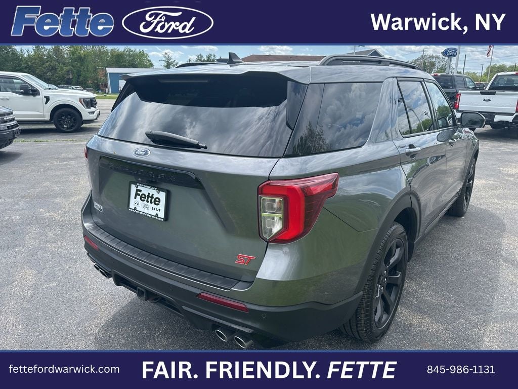2022 Ford Explorer ST