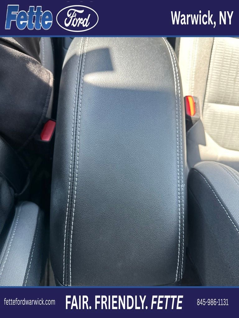 2022 Ford Escape S
