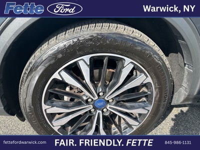 2022 Ford Escape SE