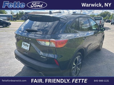 2022 Ford Escape SE