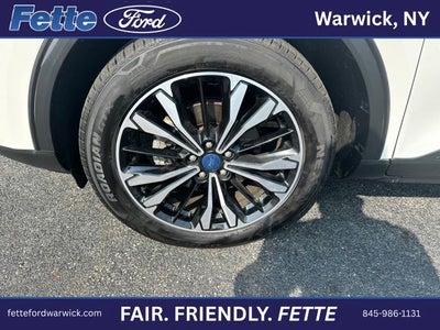 2022 Ford Escape SE
