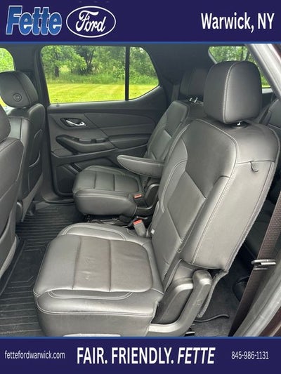 2022 Chevrolet Traverse LT Leather