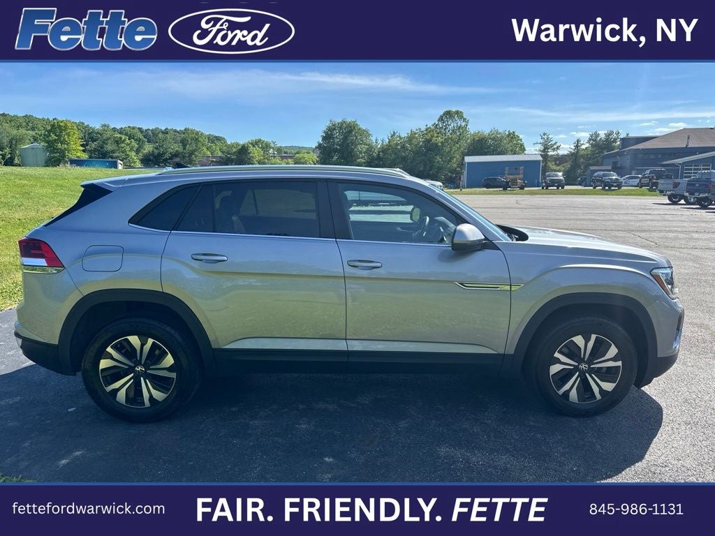 2024 Volkswagen Atlas Cross Sport 2.0T SE