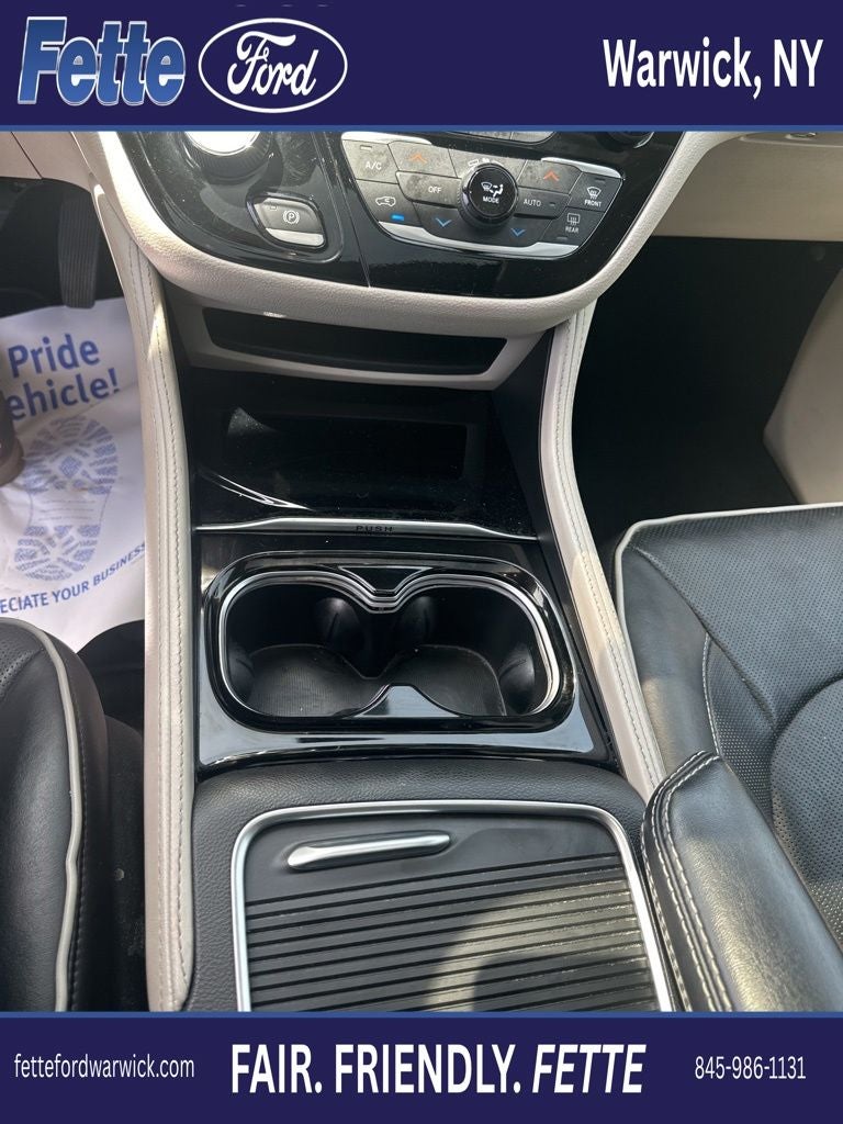 2023 Chrysler Pacifica Hybrid Limited