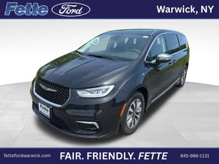 2023 Chrysler Pacifica Hybrid Limited