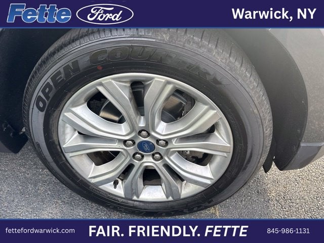 2020 Ford Edge Titanium