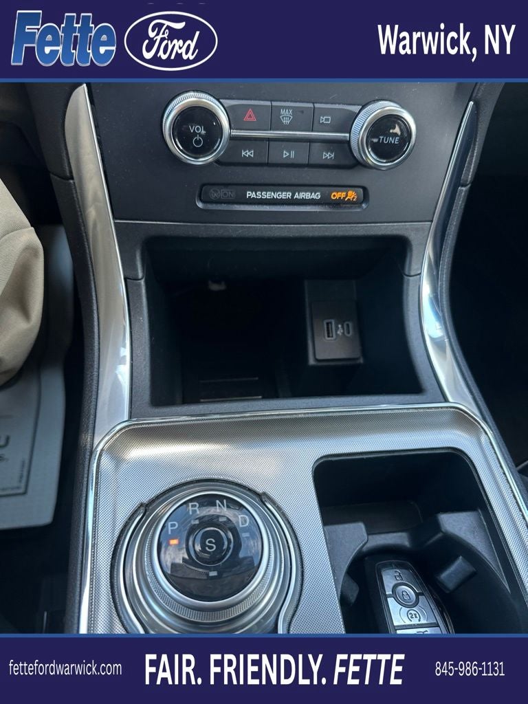 2024 Ford Edge Titanium
