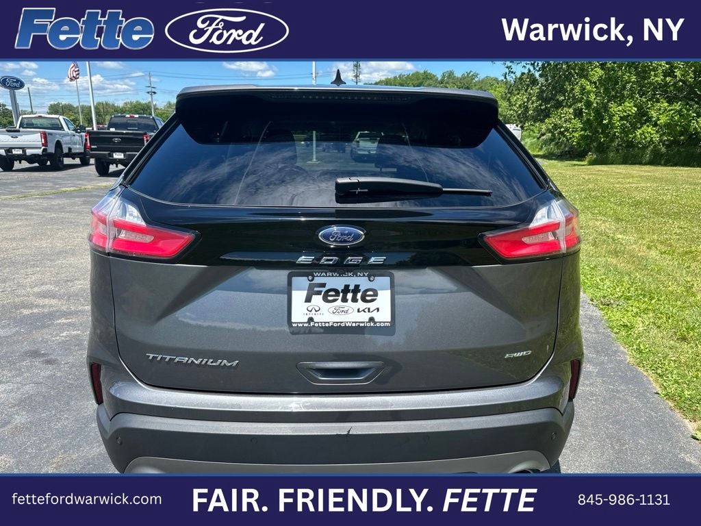 2024 Ford Edge Titanium