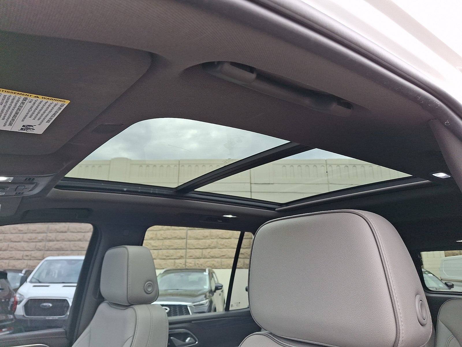 2022 GMC Yukon 4WD SLT
