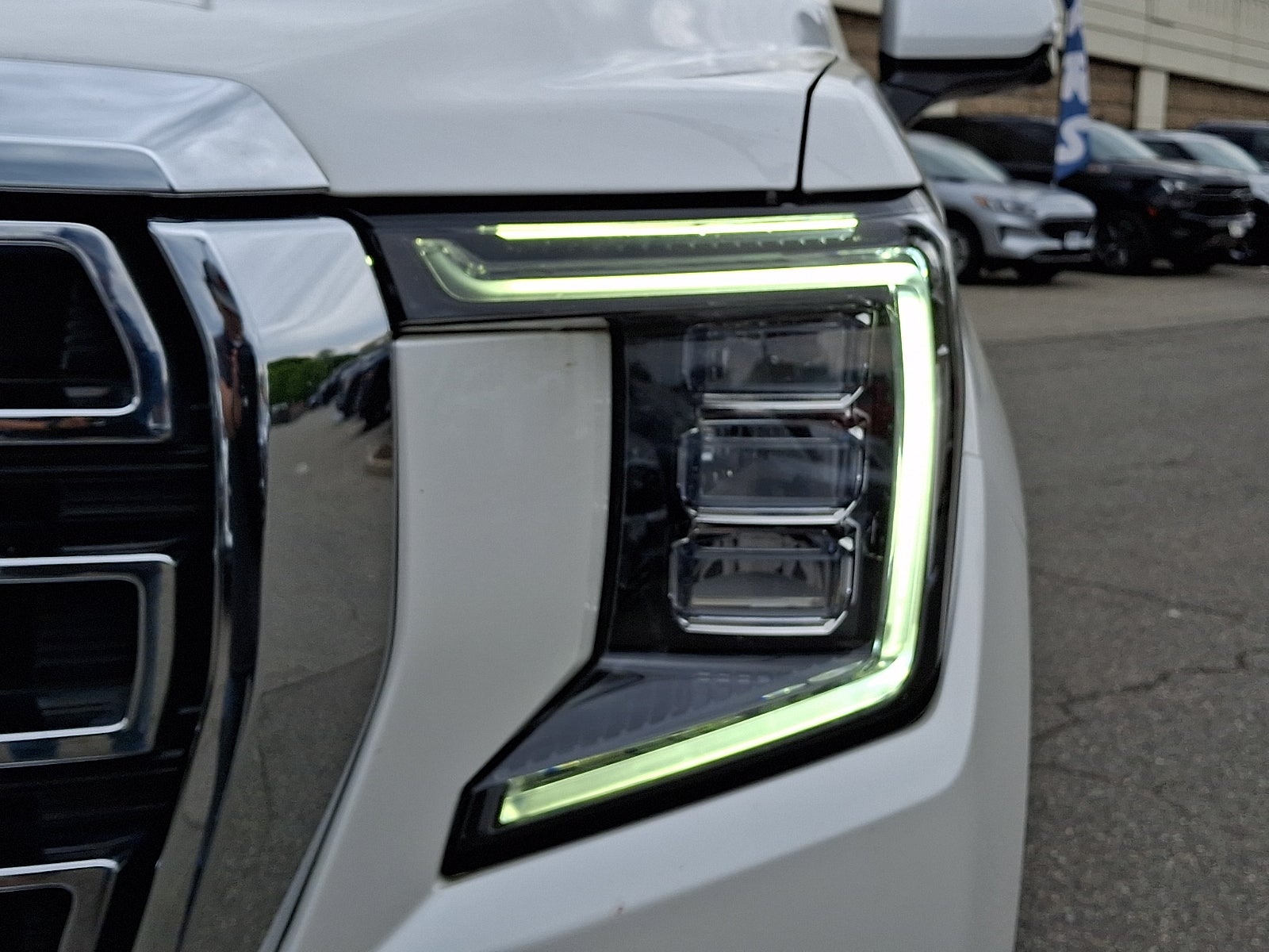 2022 GMC Yukon 4WD SLT