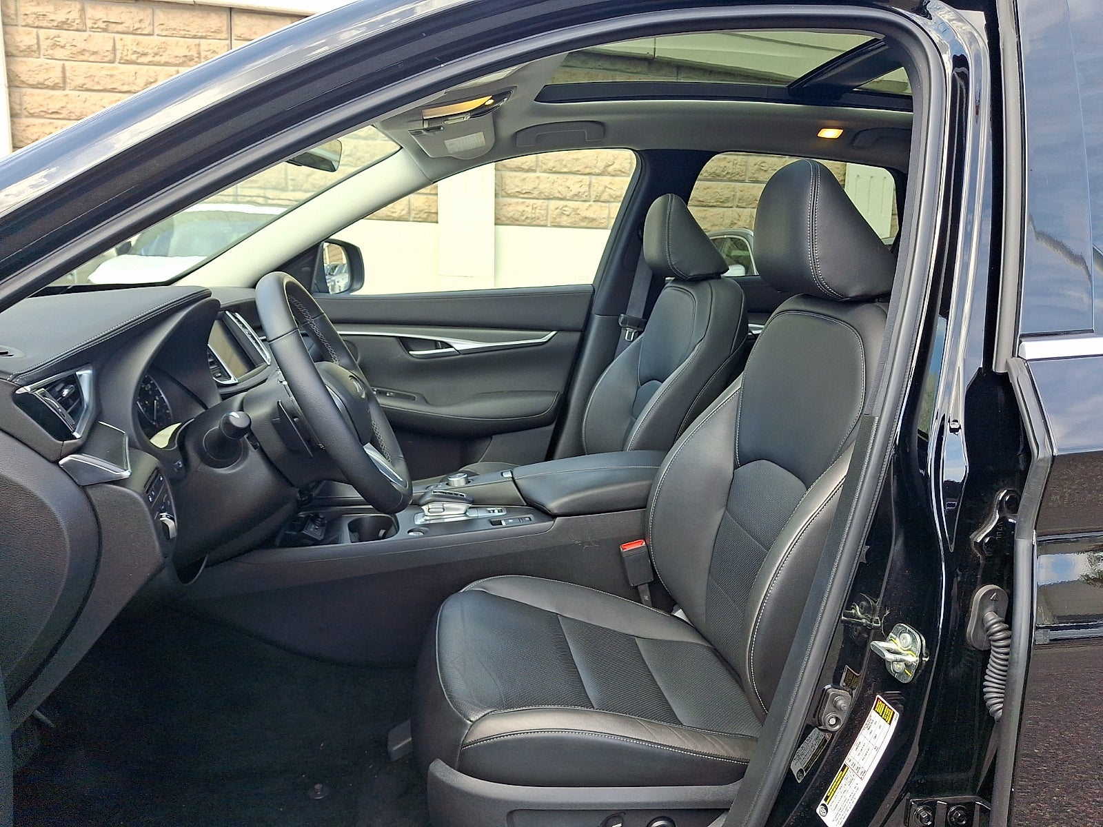2025 INFINITI QX50 Luxe AWD