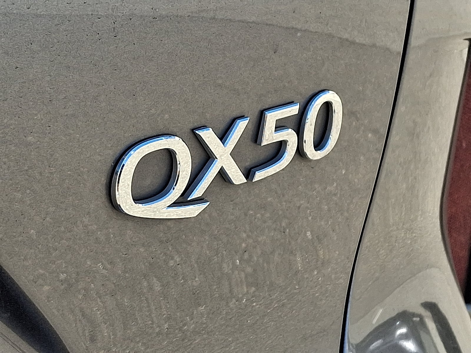 2023 INFINITI QX50 LUXE AWD