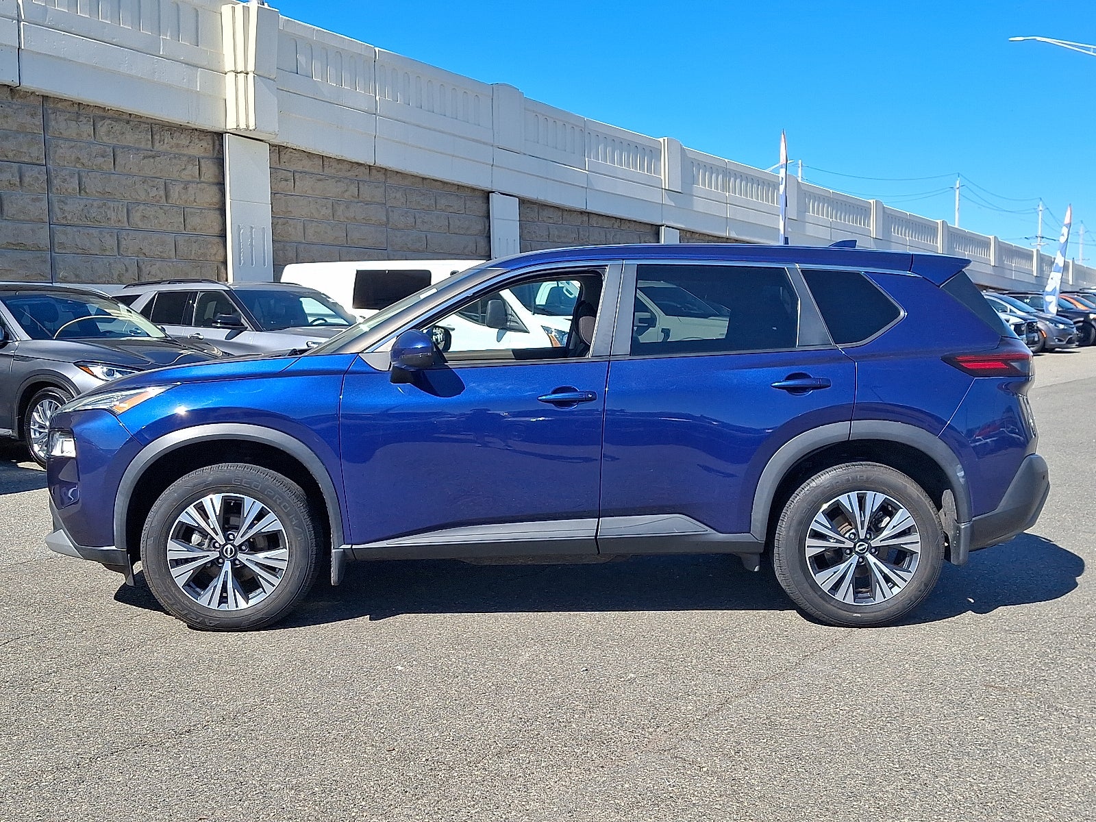 2022 Nissan Rogue SV Intelligent AWD