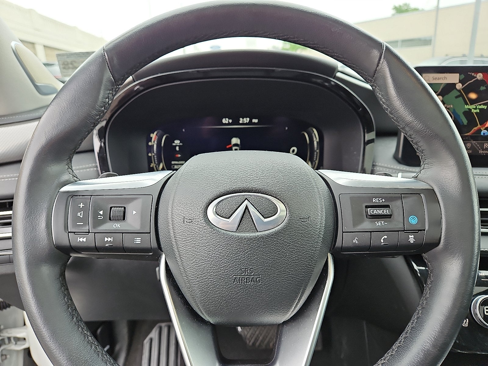 2023 INFINITI QX60 LUXE AWD