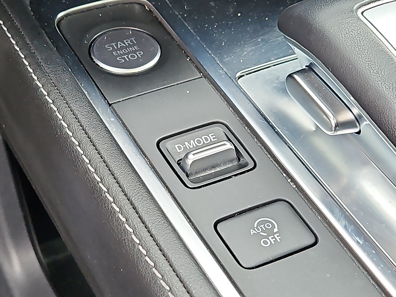 2023 INFINITI QX60 LUXE AWD