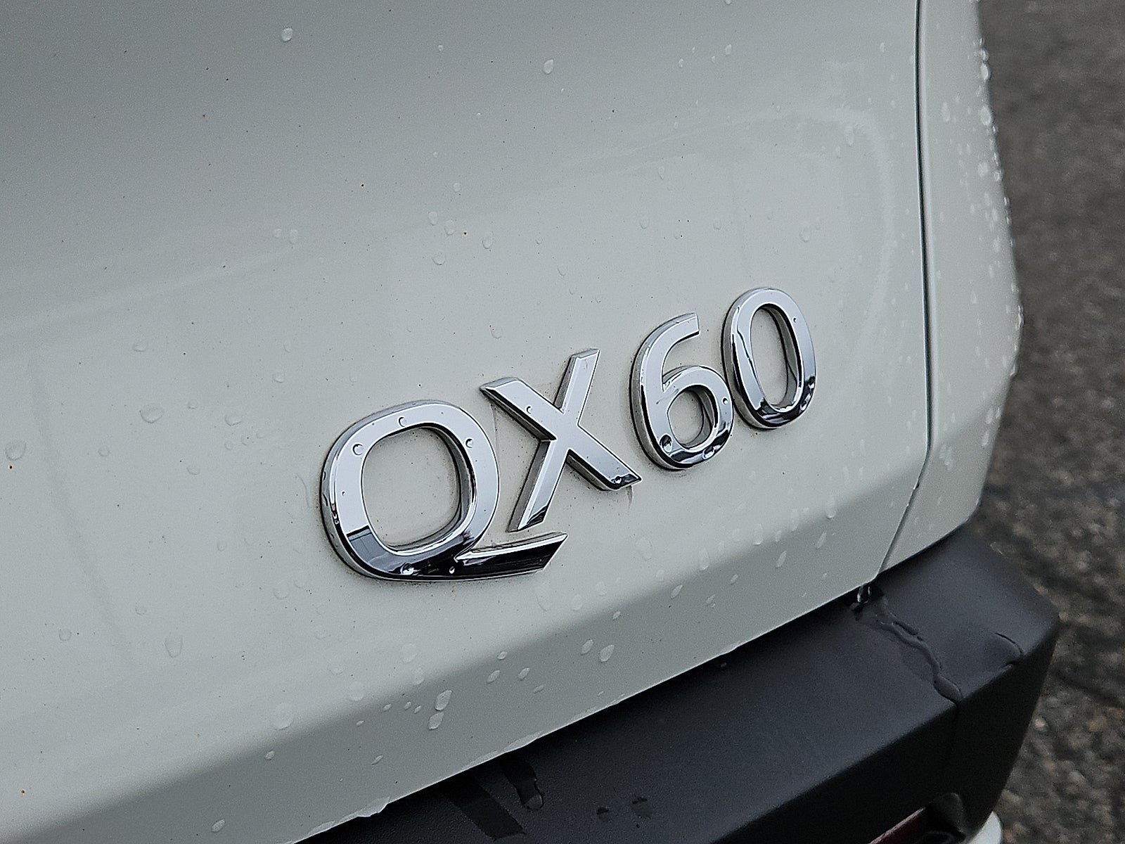 2023 INFINITI QX60 LUXE AWD