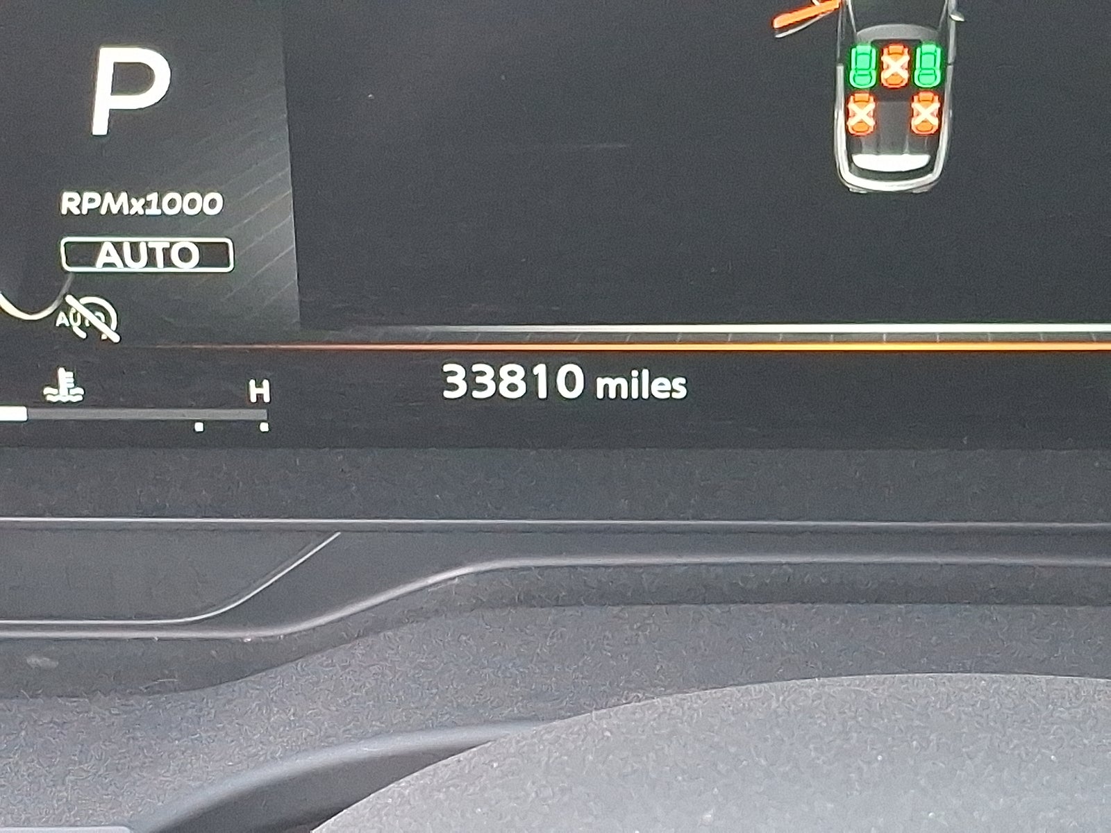 2022 INFINITI QX60 LUXE AWD