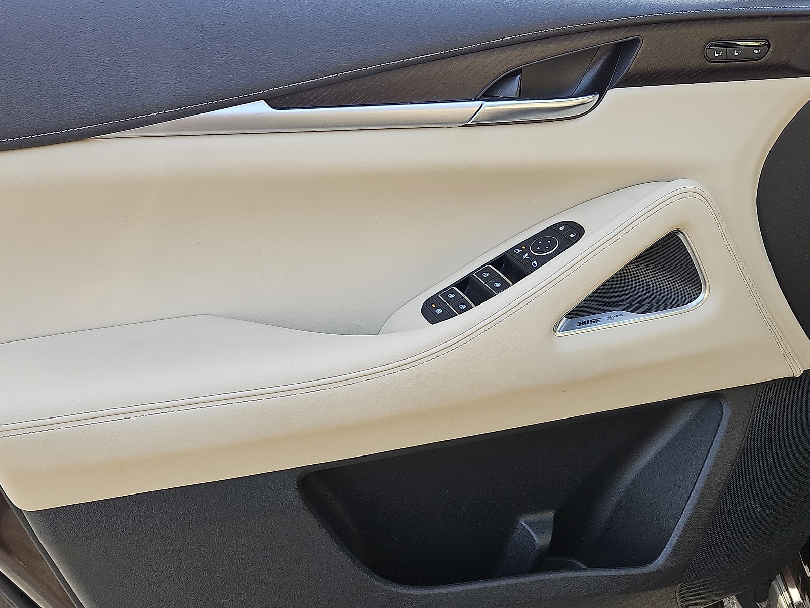 2022 INFINITI QX60 SENSORY AWD