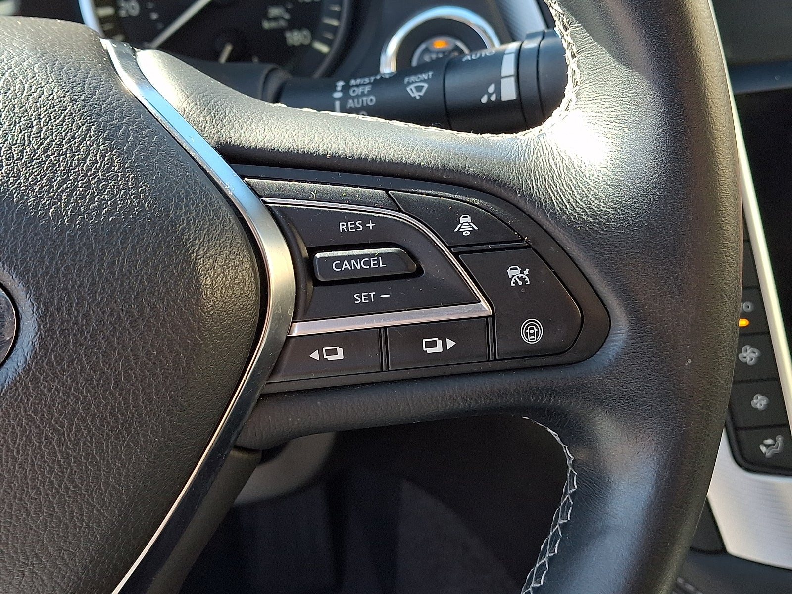2023 INFINITI Q50 LUXE AWD