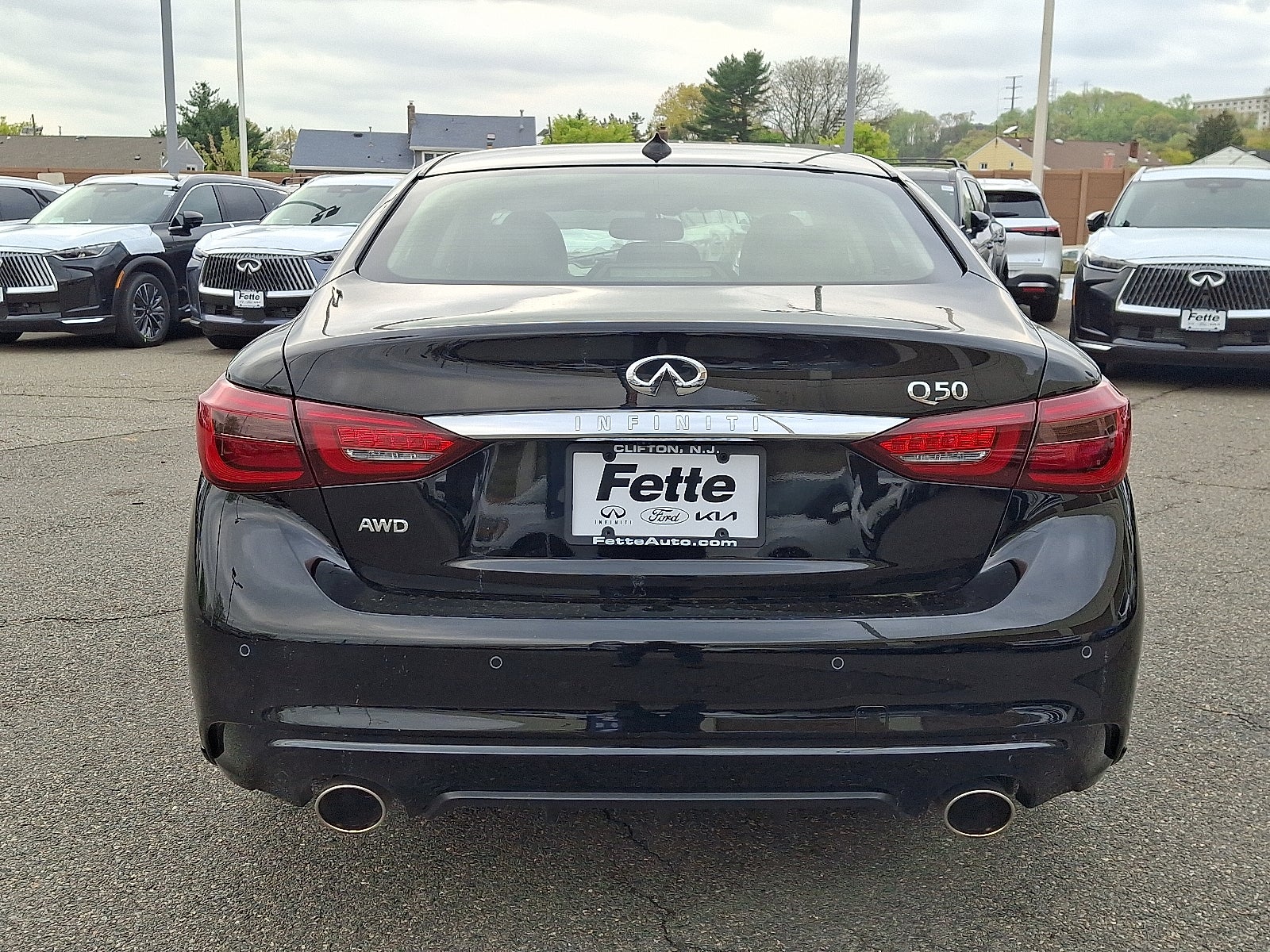 2023 INFINITI Q50 LUXE AWD