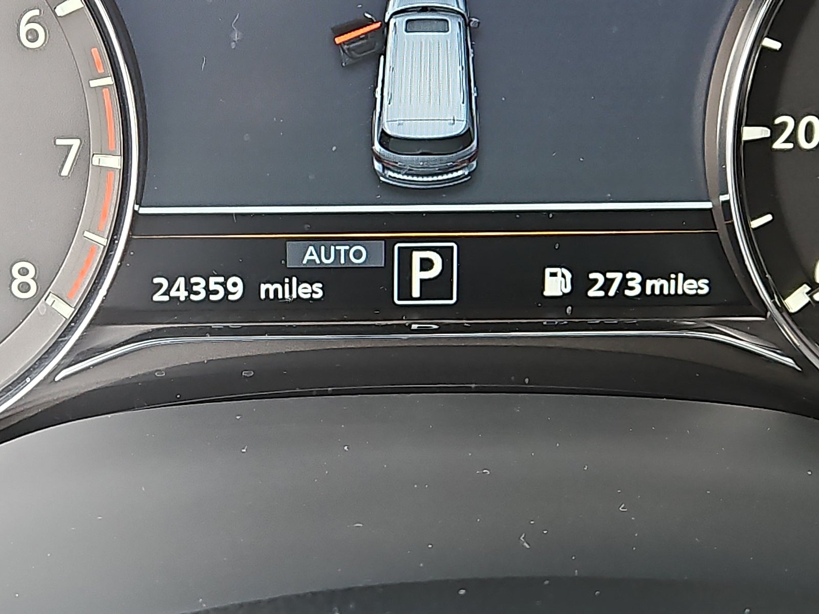 2023 INFINITI QX80 LUXE AWD
